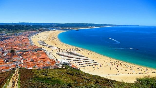 https://beportugal.com/wp-content/uploads/2019/03/silver-coast-portugal-2-640x360.jpg