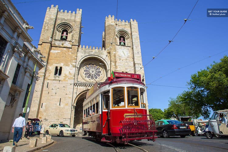 Tram Hop on Hop Off Tour Lisbon