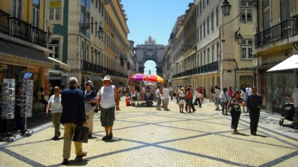 tourist traps in Portugal