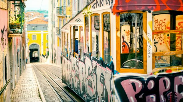 https://beportugal.com/wp-content/uploads/2019/10/Tram-in-Lisbon-640x360.jpg